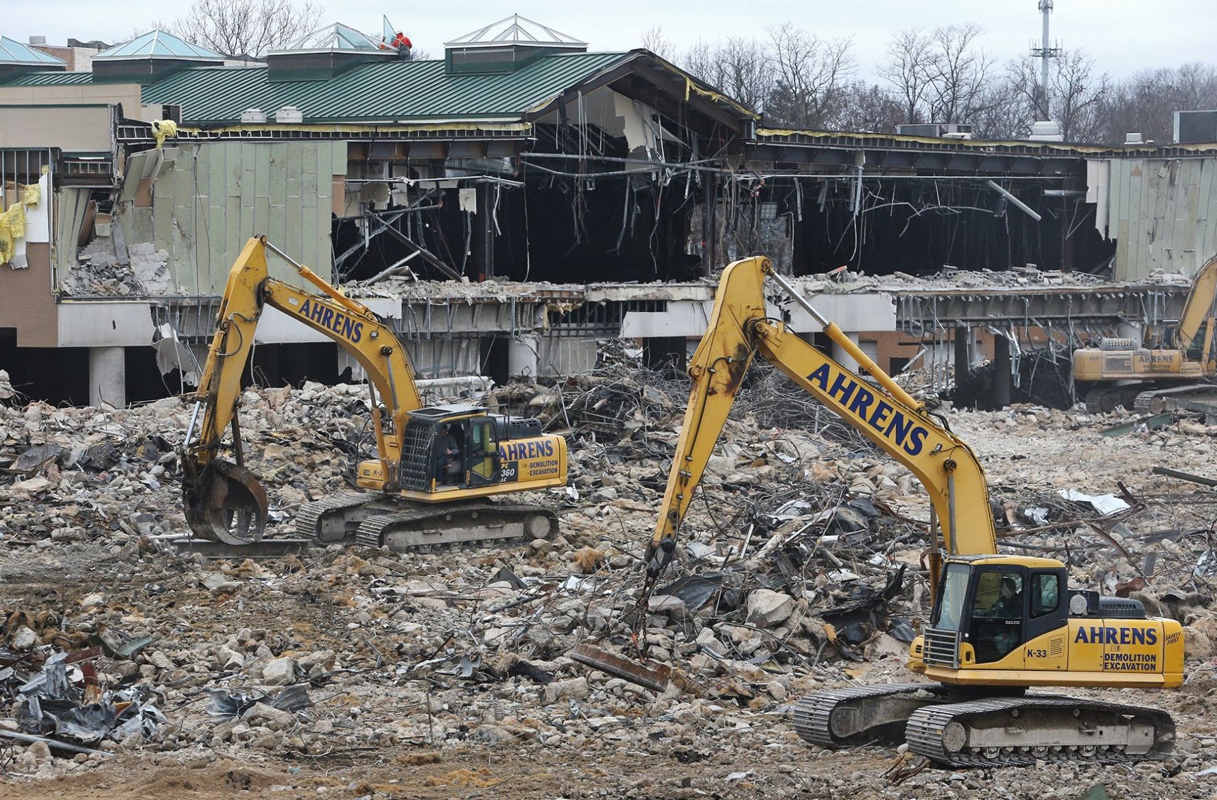 Work continues on Crestwood Court destruction